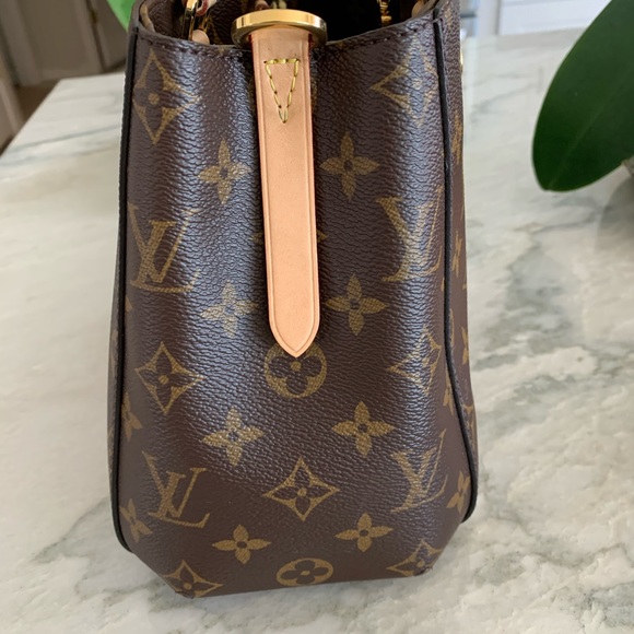 Sold Louis Vuitton Montgaine BB Monogram - Picture 4 of 16